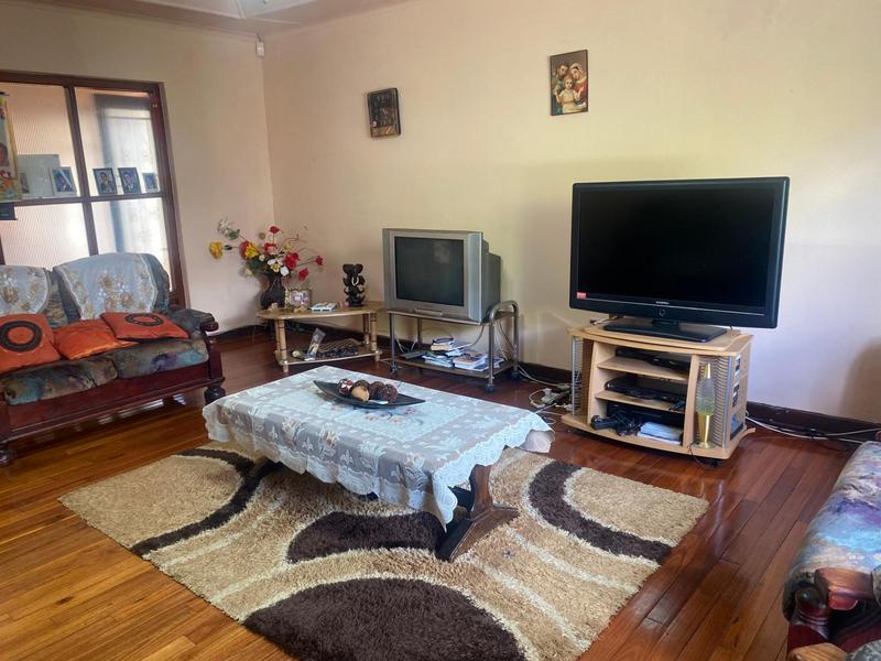 5 Bedroom Property for Sale in Top Town Eastern Cape